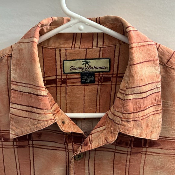 Tommy Bahama - Picture 3 of 10